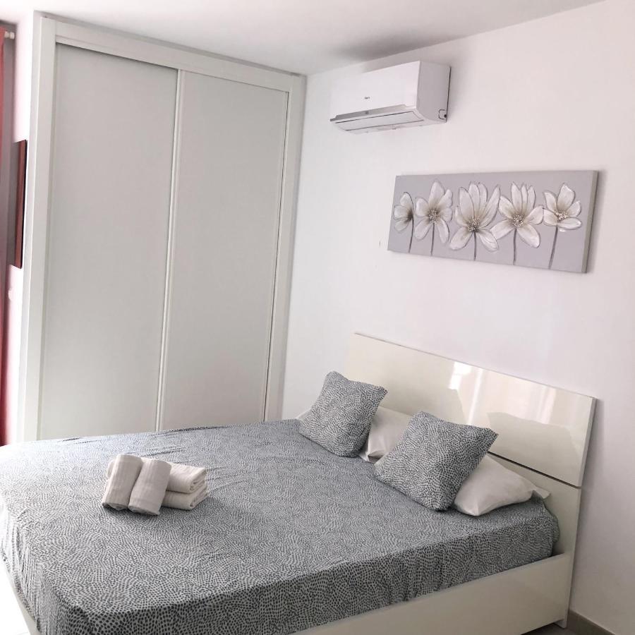 Sunny Suites Jupiter Apartments Benalmadena Bagian luar foto