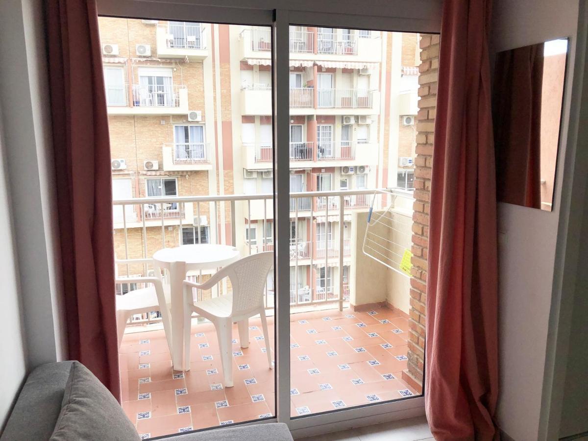 Sunny Suites Jupiter Apartments Benalmadena Bagian luar foto