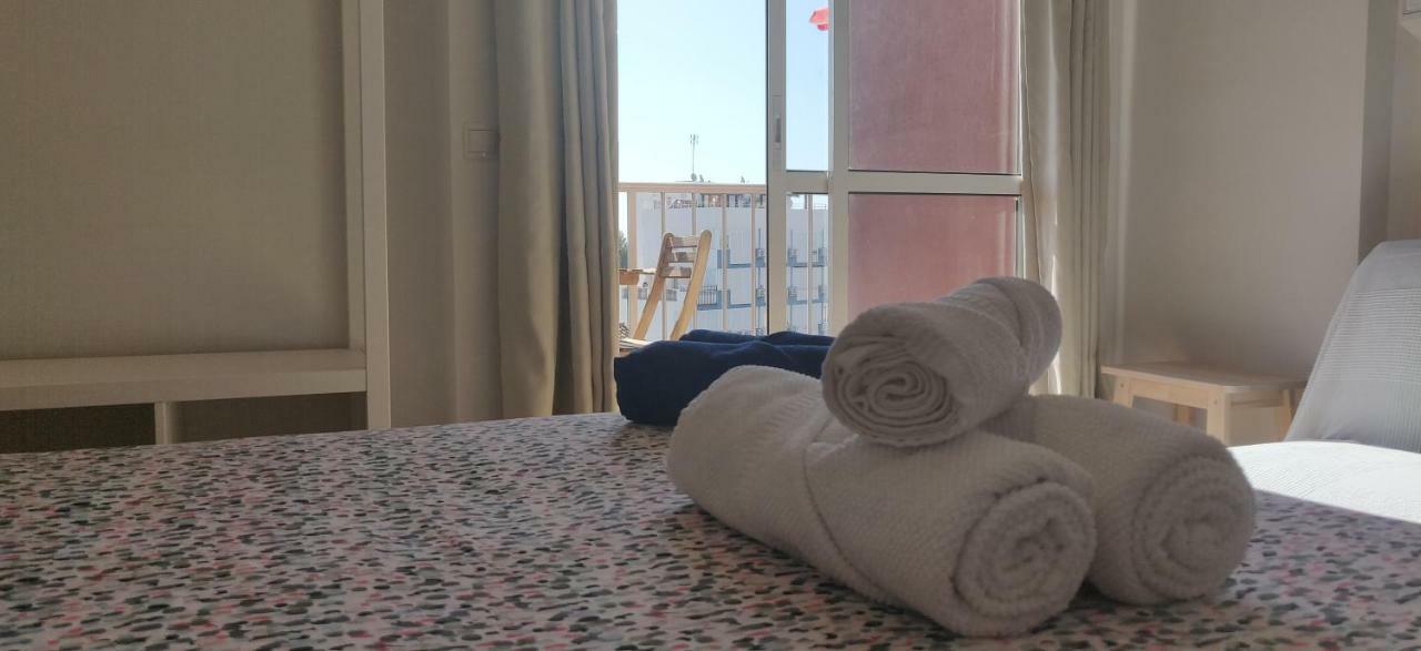 Sunny Suites Jupiter Apartments Benalmadena Bagian luar foto
