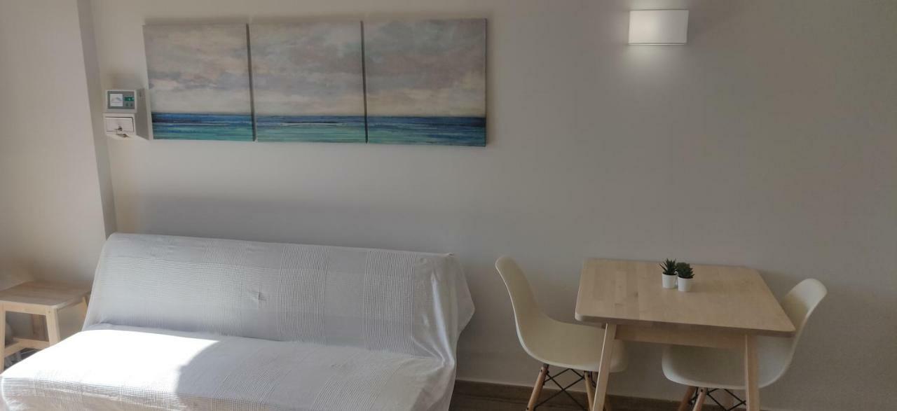 Sunny Suites Jupiter Apartments Benalmadena Bagian luar foto