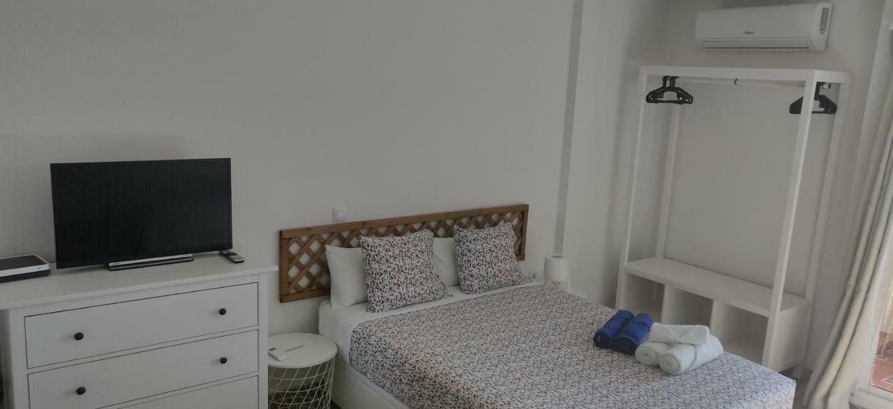 Sunny Suites Jupiter Apartments Benalmadena Bagian luar foto